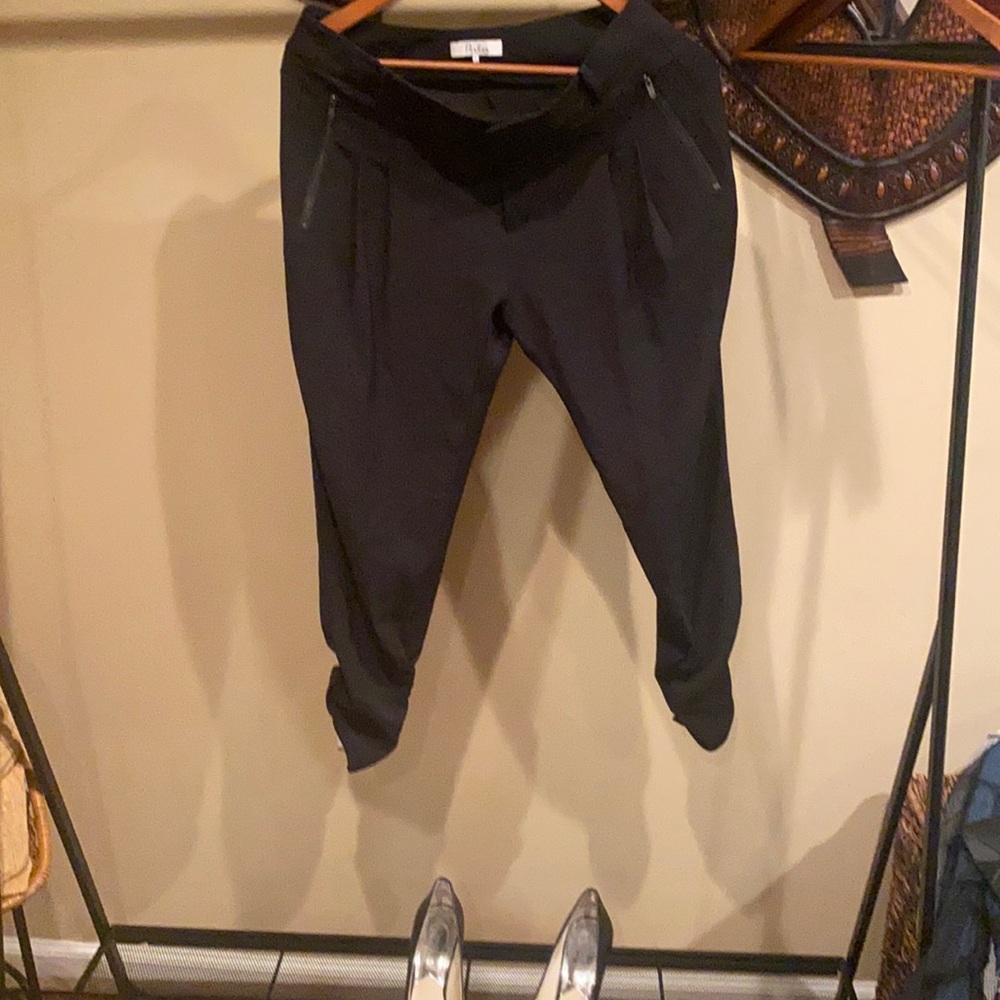 Black size 2 pants